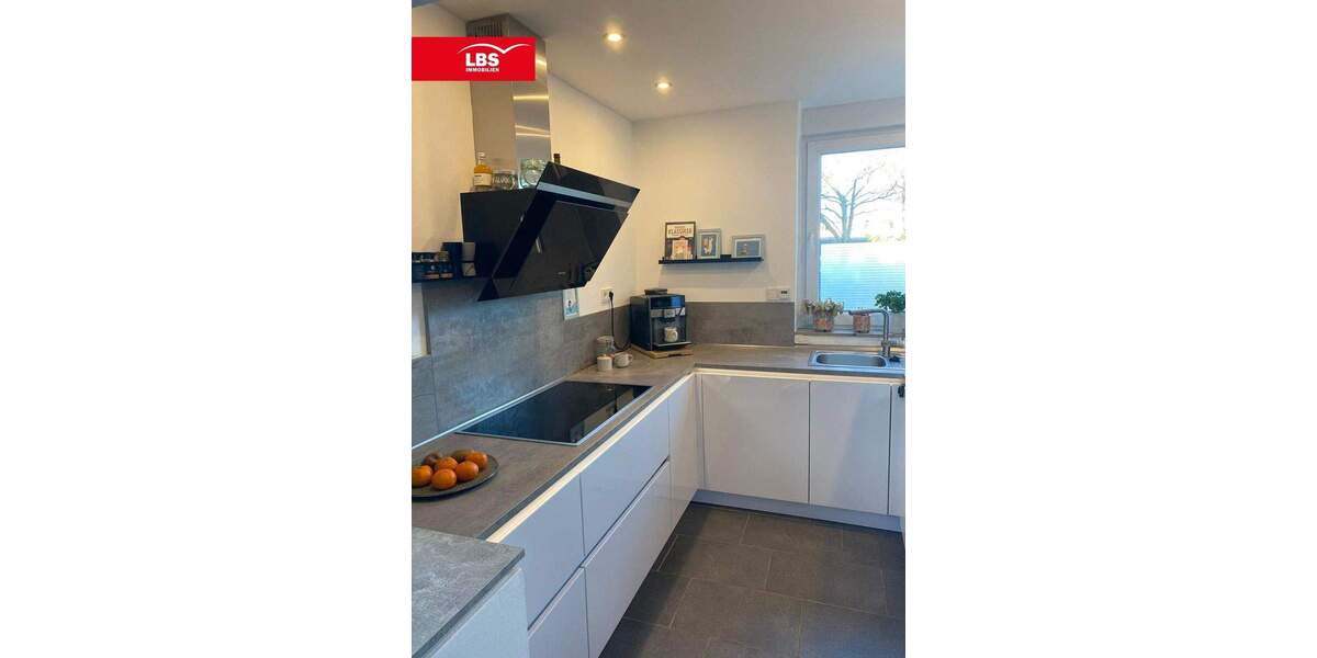 Modernes Reihenendhaus mit zwei Garagen in Dortmund- Höchsten 6 zimmer