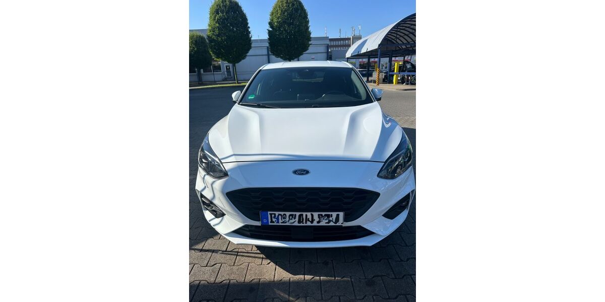 Ford Focus 88.000 km 12.499 &euro; Castrop-Rauxel 44577