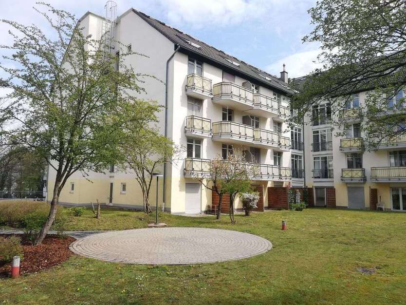 Wohnung zum Mieten in Mülheim an der Ruhr 279 € 21.92 m²