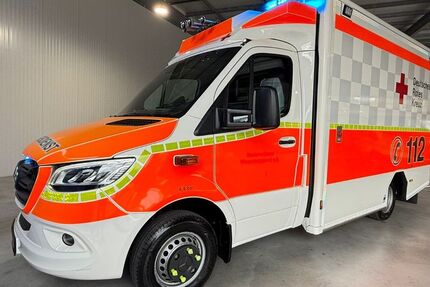 Mercedes-Benz Sprinter 217.800 km 37.900 € Gelsenkirchen 45879