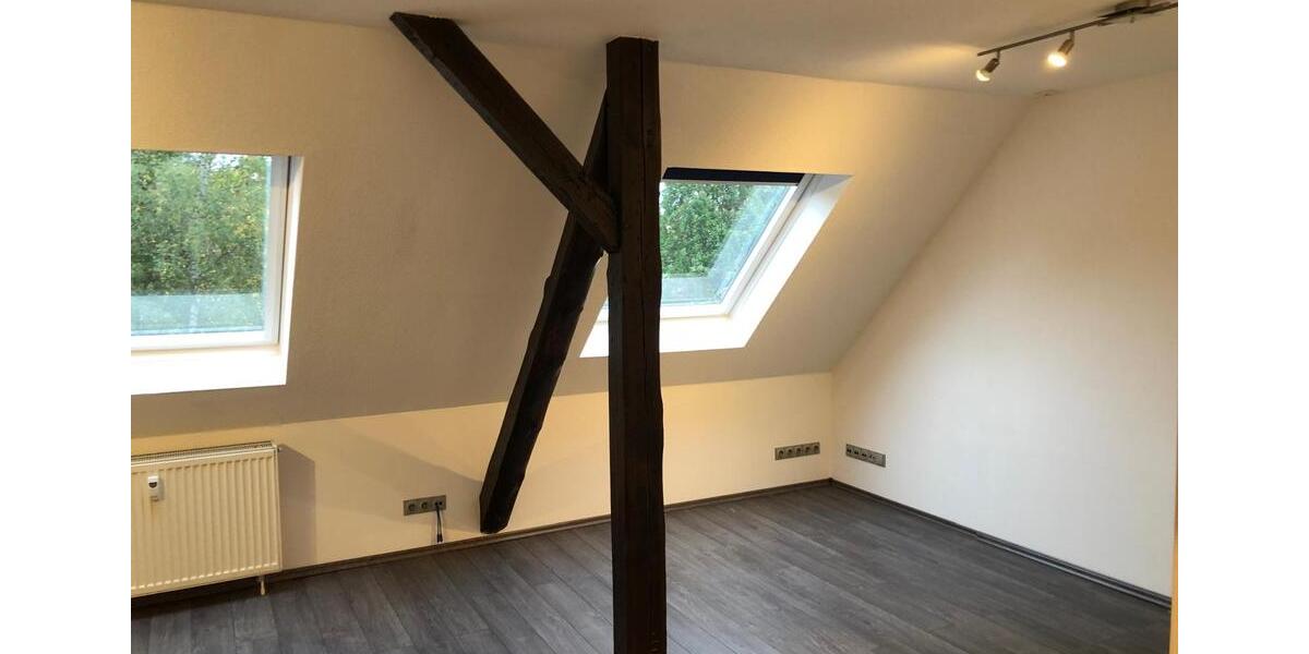 Dachgeschoßwohnung Gelsenkirchen Gelsenkirchen-Mitte - 4 Zimmer, 110 m&sup2;, 129.000&euro; | Angebot:26167328