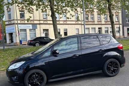 Ford C-Max 126.220 km 5.499 &euro; Gelsenkirchen 45884