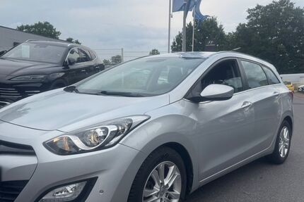 Hyundai i30 143.000 km 6.490 &euro; Datteln 45711