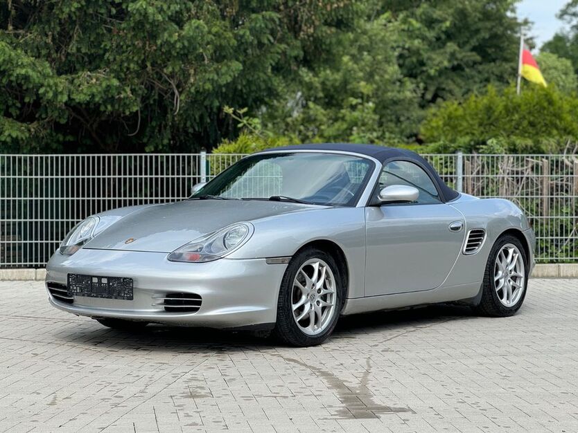 Porsche Boxster 102.000 km 14.700 € Recklinghausen 45665
