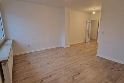 Helle, frisch renovierte 3-Zimmer-Wohnung wartet auf Sie! 3 zimmer