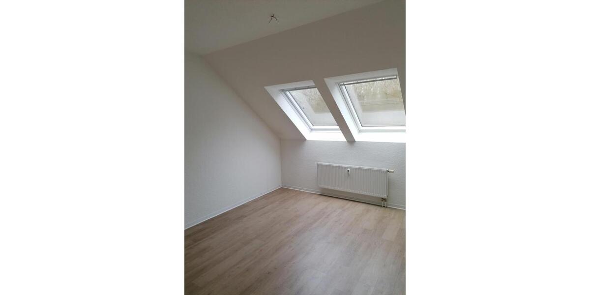 Dachgeschoßwohnung Marl - 3.5 Zimmer, 69 m&sup2;, 396&euro; | Angebot:24620526