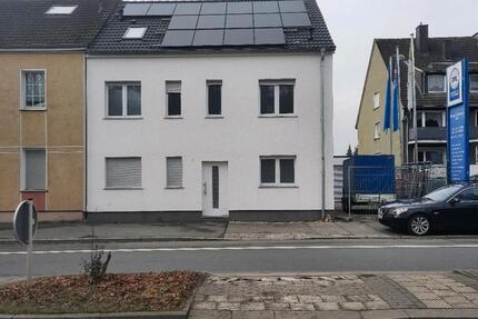 Haus Dortmund Bövinghausen - 7 Zimmer, 185 m&sup2;, 2.800&euro; | Angebot:24817340