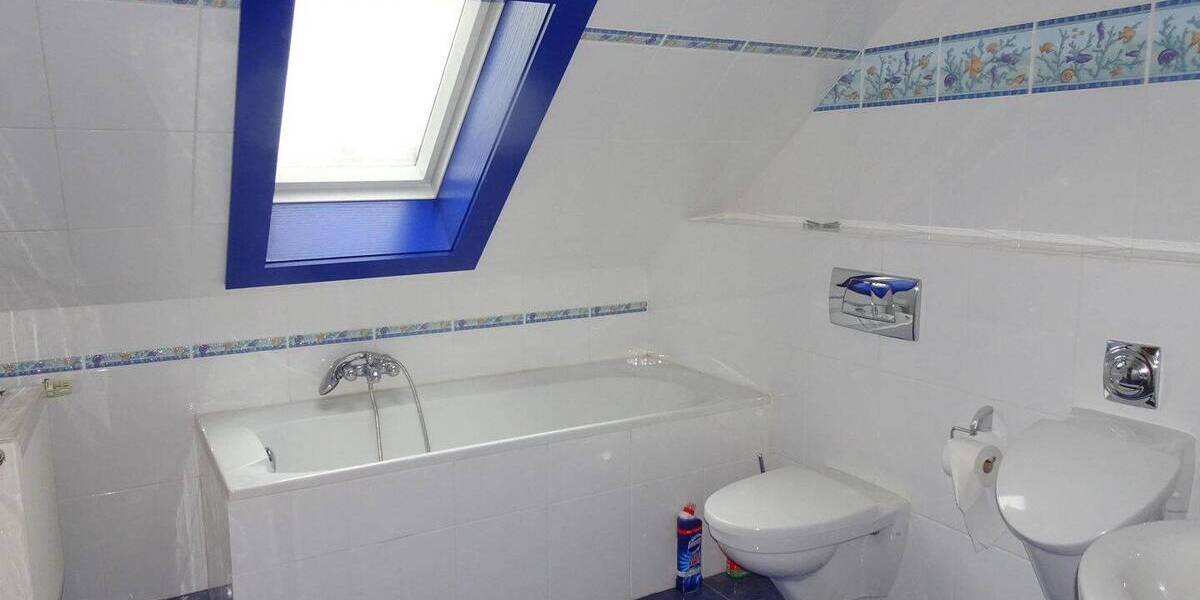 Etagenwohnung Bottrop Eigen - 4 Zimmer, 140 m&sup2;, 1.050&euro; | Angebot:26787430