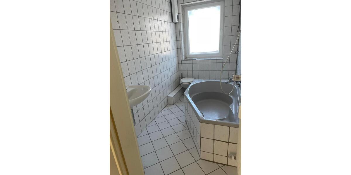 Etagenwohnung Gladbeck Brauck - 4 Zimmer, 117 m&sup2;, 185.000&euro; | Angebot:25649501