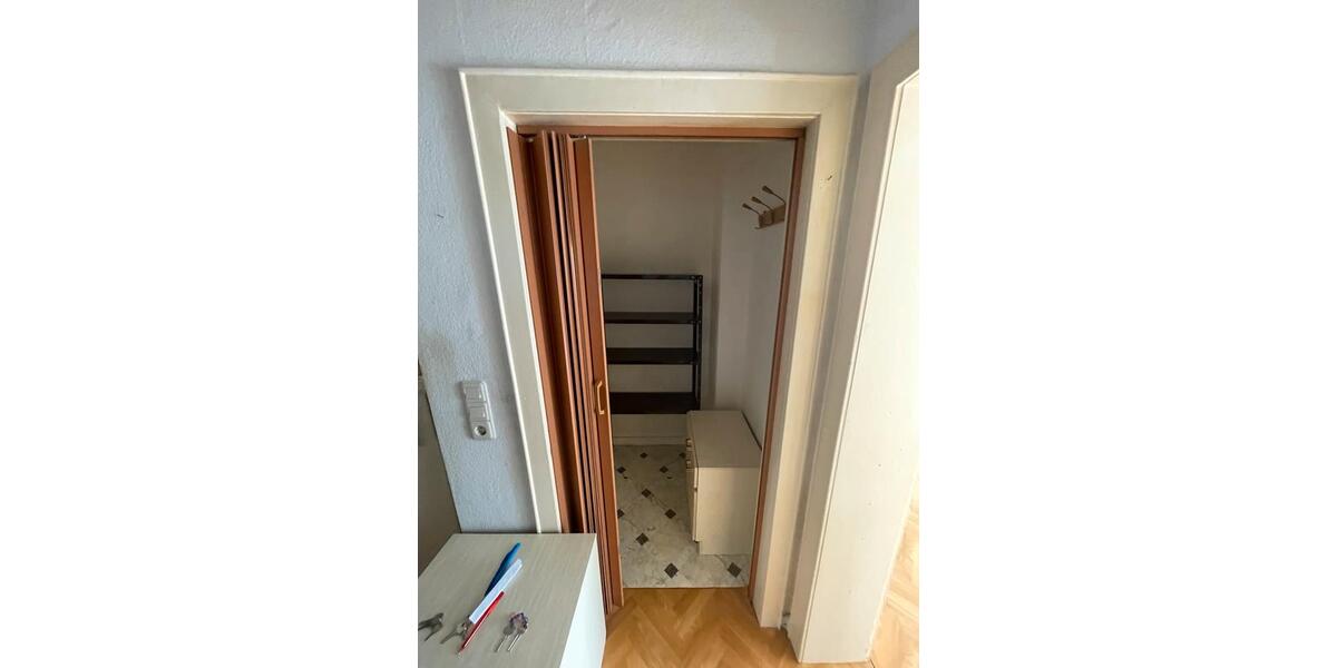 Erdgeschoßwohnung Gelsenkirchen Erle - 2.5 Zimmer, 50 m&sup2;, 80.000&euro; | Angebot:24962350