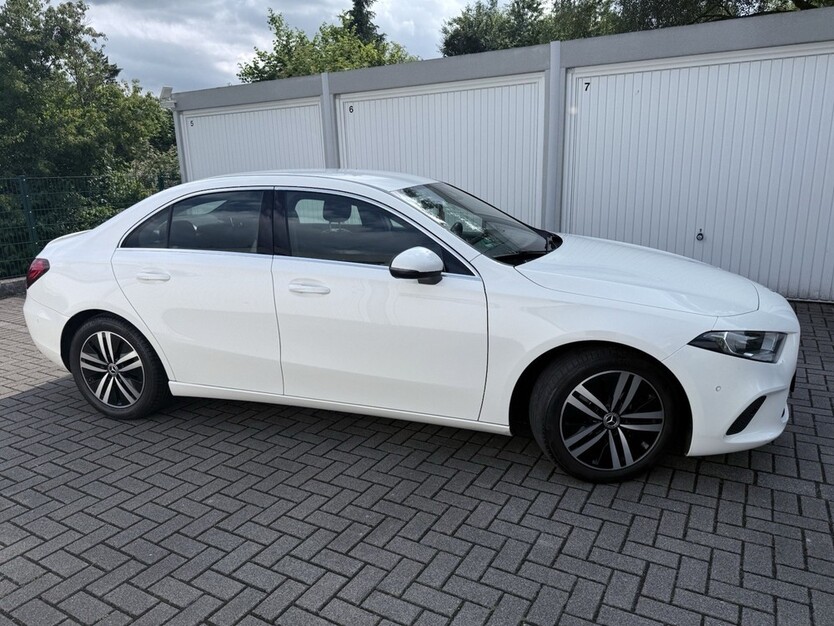 Mercedes-Benz A-Klasse 137.000 km 20.700 € Mülheim an der Ruhr 45468