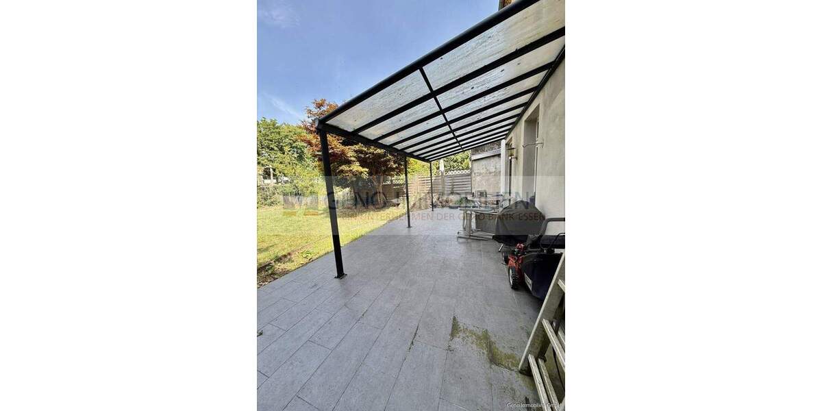 Mehrfamilienhaus, Wohnhaus Essen / Überruhr-Hinsel Überruhr-Hinsel - 9 Zimmer, 244 m&sup2;, 475.000&euro; | Angebot:23986331