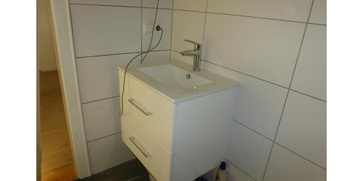 Renovierte 2.5 Zimmer Wohnung 2 zimmer