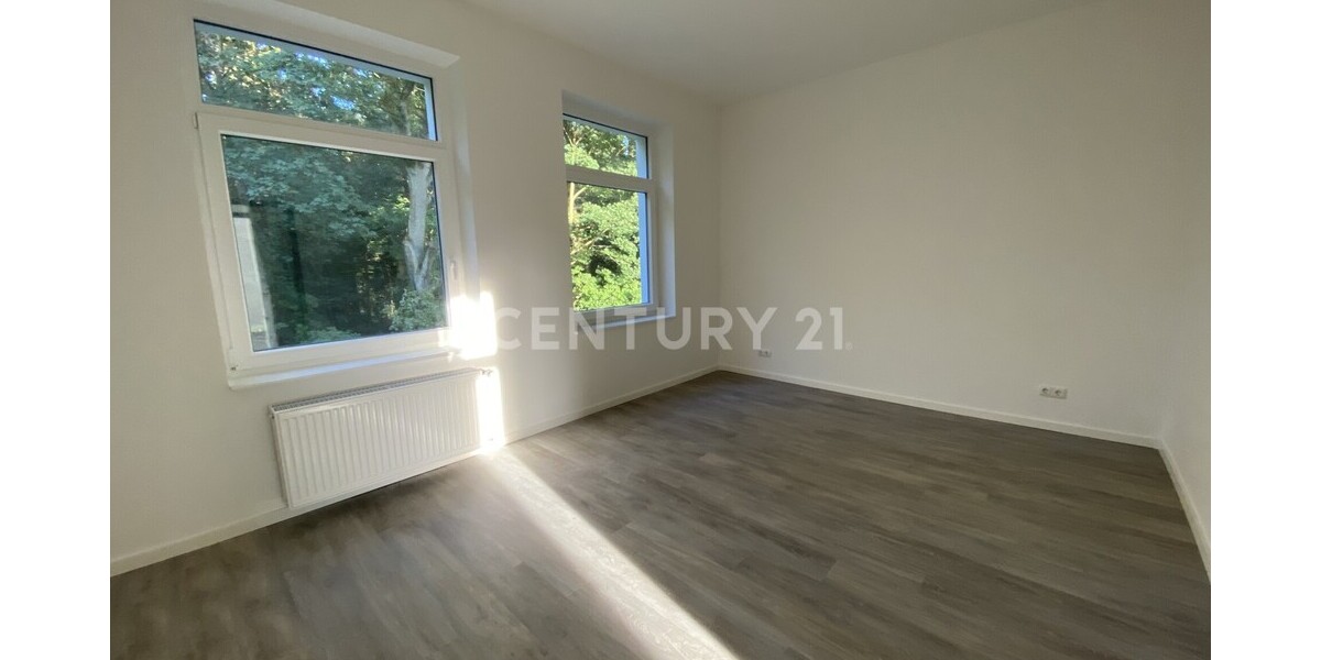 Sanierte Altbauwohnung mit Südwest Balkon im 1. Obergeschoss - Erdgeschoßwohnung Dortmund Mengede | Angebot:23354914