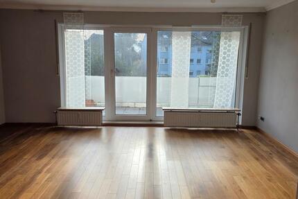 3 Zimmerwohnung mit 2 Balkonen und Garage 3 zimmer