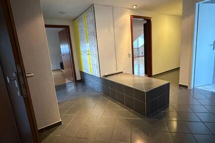 Wohnung Oberhausen - 3.5 Zimmer, 80 m&sup2;, 660&euro; | Angebot:25143759