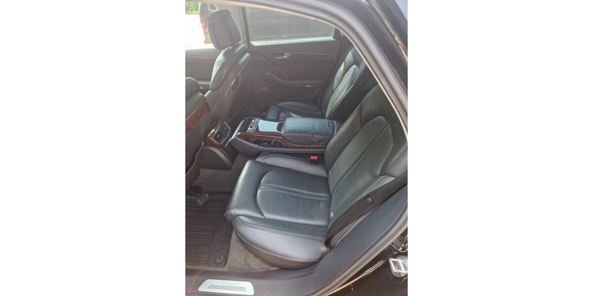 Audi A8 244.000 km 16.500 € Dortmund 44135