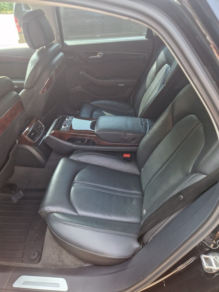 Audi A8 244.000 km 16.500 € Dortmund 44135