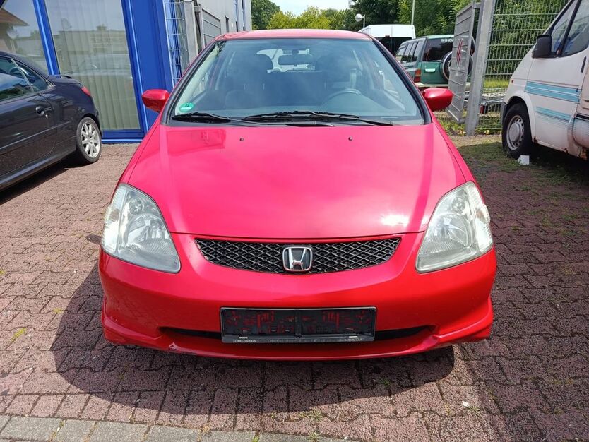 Honda Civic 211.000 km 1.999 € Recklinghausen 45659