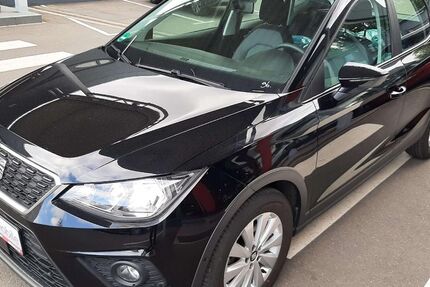Seat Arona 29.977 km 15.880 &euro; Essen 45326
