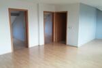 Dachgeschoßwohnung Oberhausen Alt-Oberhausen - 3 Zimmer, 72 m&sup2;, 450&euro; | Angebot:26278826