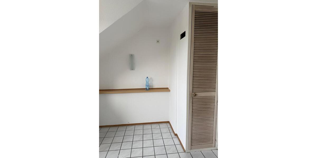 Dachgeschoßwohnung Recklinghausen Hillerheide - 3 Zimmer, 83 m&sup2;, 581&euro; | Angebot:24785489