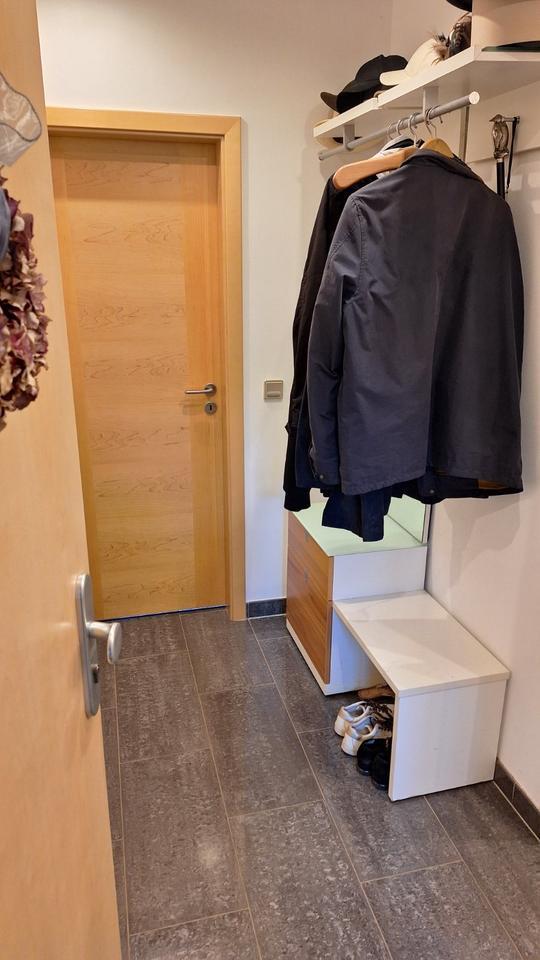 Ein Mehrfamilienhaus im Grünen von Welper, mit 3 Garagen zimmer