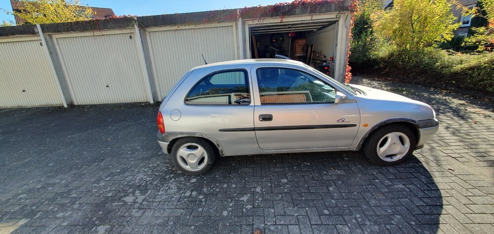 Opel Corsa B Swing 99.371 km 1.400 € Dorsten 46284