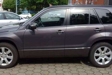 Suzuki Grand Vitara 138.000 km 10.799 &euro; Herne 44653