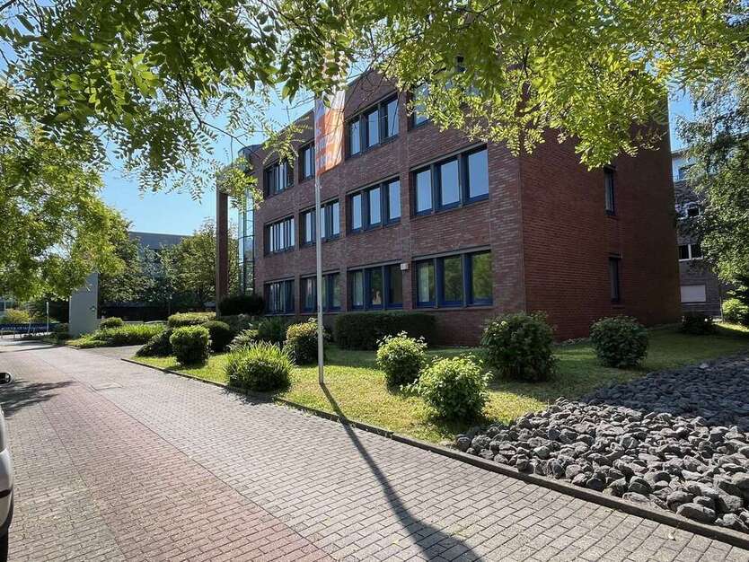 Büro in Dortmund 3.736,37 € 339.67 m²