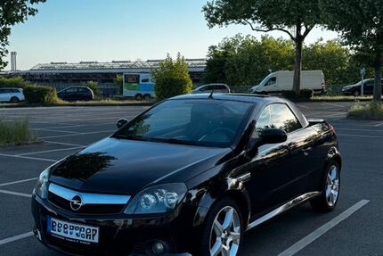 Opel Tigra 144.964 km 1.850 € Essen 45329