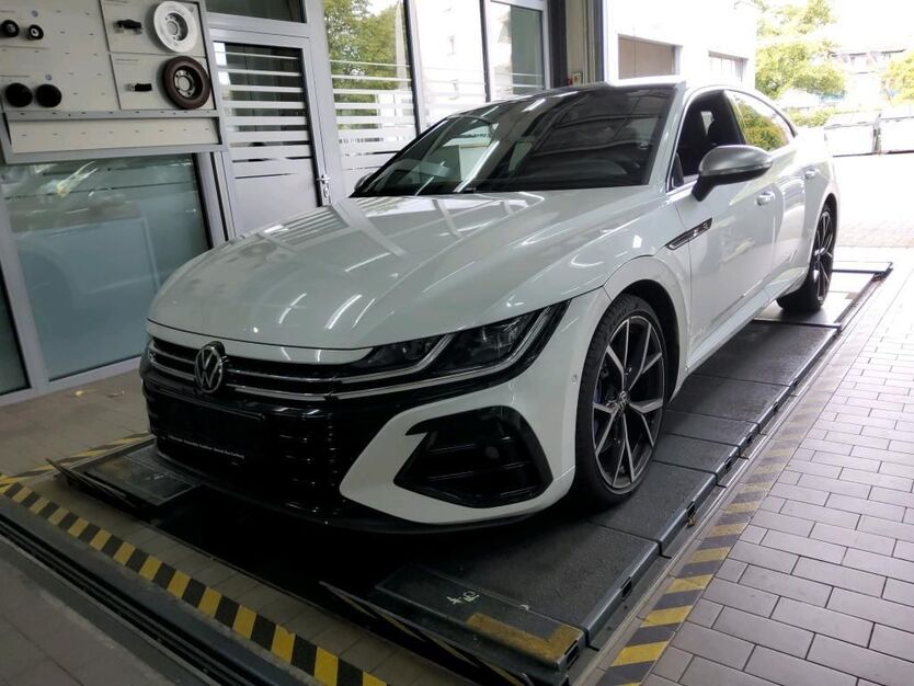 VW Arteon 68.881 km 42.895 € Hagen 58091