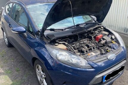 Ford Fiesta 244.848 km 2.400 &euro; Recklinghausen 45661