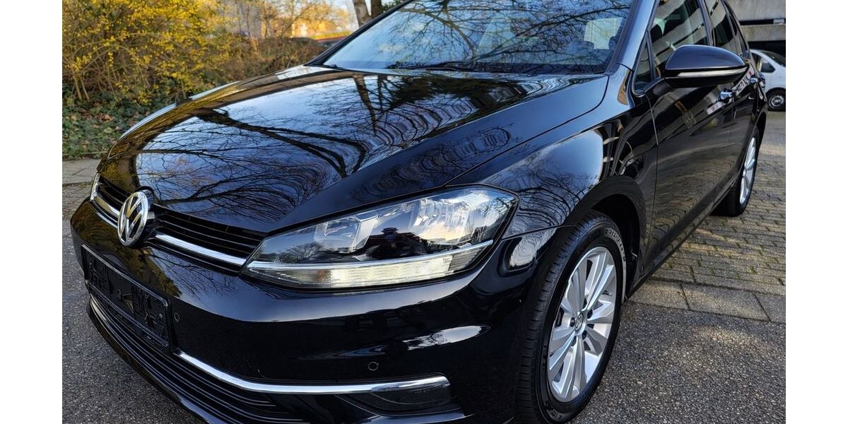 VW Golf 164.987 km 9.950 &euro; Essen 45276