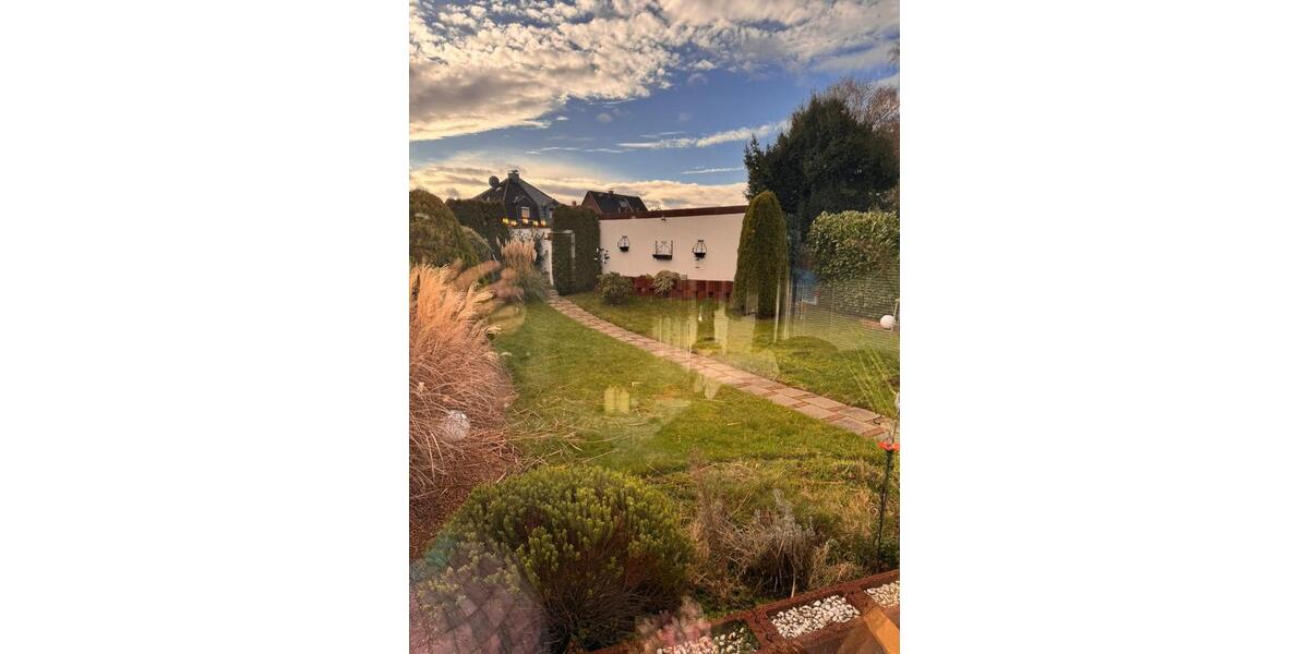 Reihenhaus Dortmund Brackel - 4.5 Zimmer, 100 m&sup2;, 330.000&euro; | Angebot:25427934