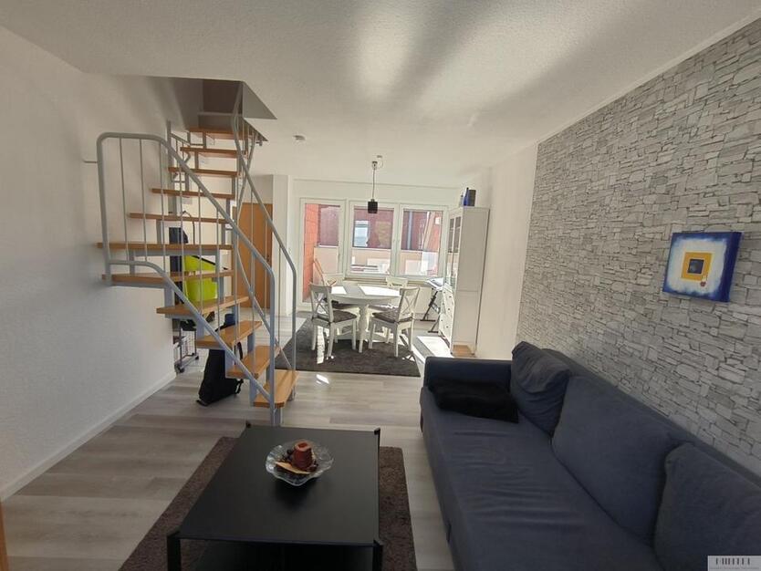 Ausgefallene Wohnung über 2 Etagen in ruhiger Lage. zimmer