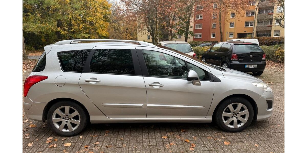 Peugeot 308 210.899 km 2.500 &euro; Dortmund 44357