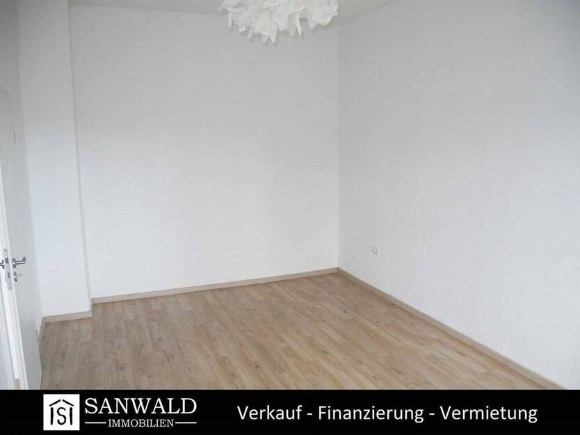 Modernisierte 2,5 Zimmer in zentraler Lage