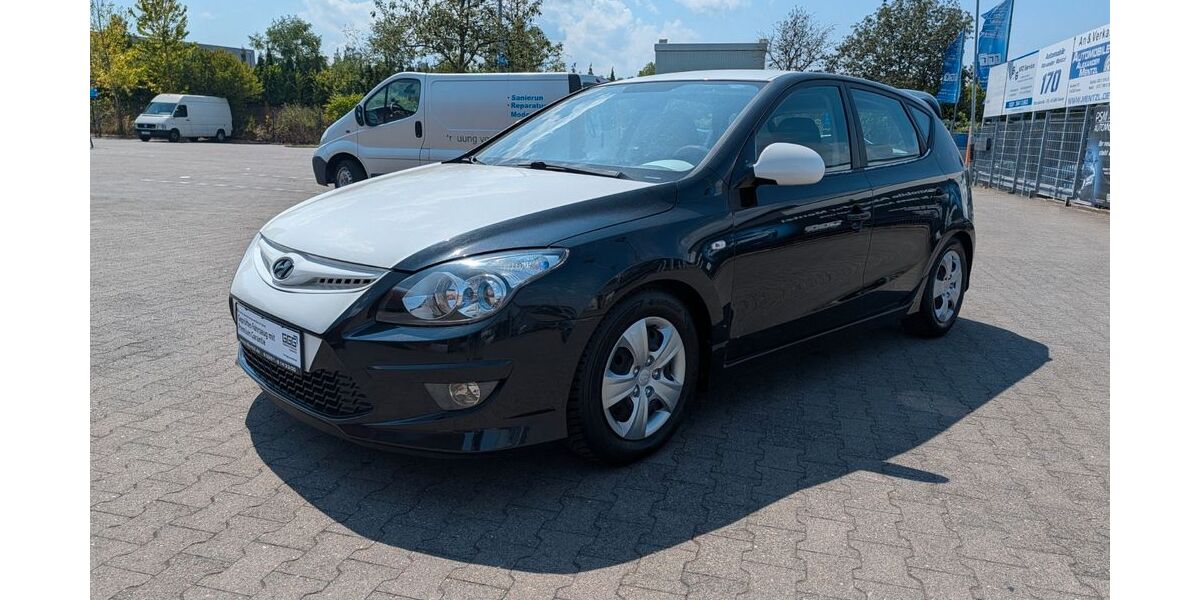 Hyundai i30 79.739 km 5.998 &euro; Essen 45326