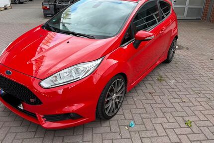 Ford Fiesta 192.000 km 5.500 &euro; Bochum 44892