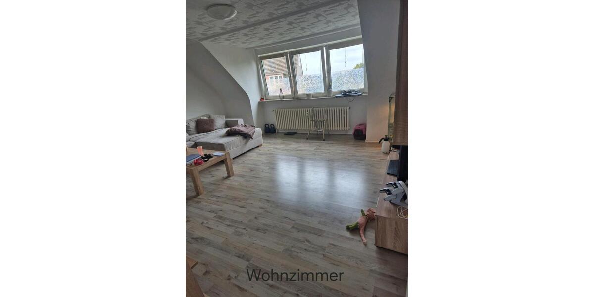 Dachgeschoßwohnung Oberhausen Alt-Oberhausen - 3.5 Zimmer, 64 m&sup2;, 750&euro; | Angebot:26297447