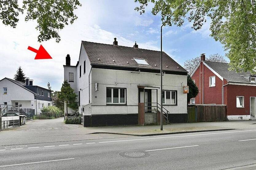 Freihstehendes Dreifamilienhaus mit Potential in Recklinghausen provisionsfrei zu verkaufen!