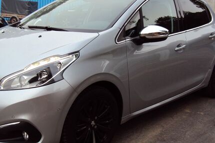 Peugeot 208 35.000 km 11.200 € Hagen 58091