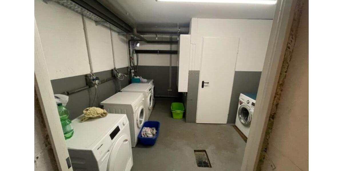 Dachgeschoßwohnung Oberhausen - 3 Zimmer, 80 m&sup2;, 229.000&euro; | Angebot:25098597