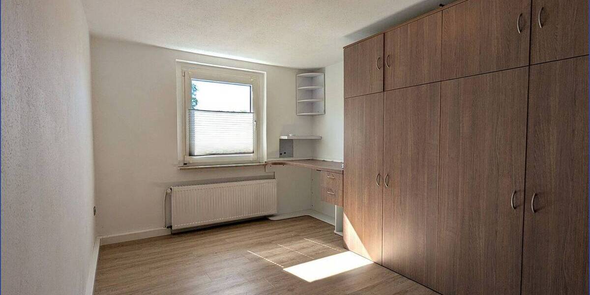 Mehrfamilienhaus, Wohnhaus Hattingen / Baak Winz-Baak - 8 Zimmer, 213 m&sup2;, 449.000&euro; | Angebot:26917527