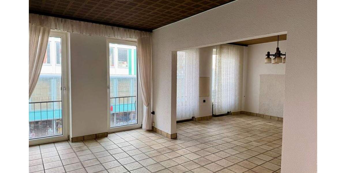 Etagenwohnung Witten Mitte - 3 Zimmer, 103 m&sup2;, 695&euro; | Angebot:25139981