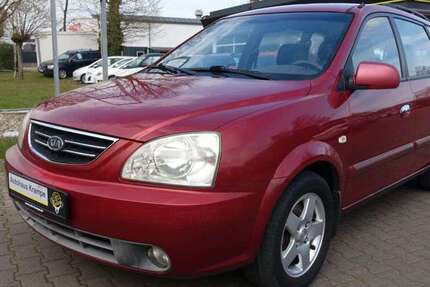 Kia Carens 146.000 km 2.480 &euro; Selm 59379