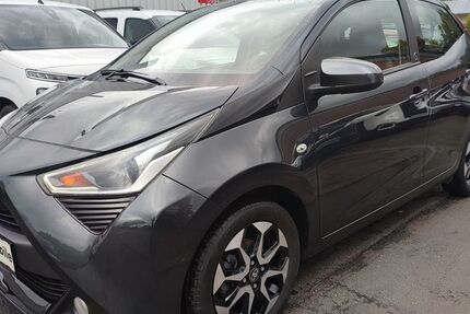 Toyota Aygo (X) 37.300 km 13.490 &euro; Gelsenkirchen 45892