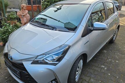 Toyota Yaris 24.197 km 13.200 &euro; Castrop-Rauxel 44579