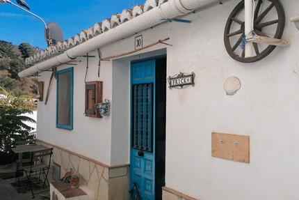 Haus Essen Stadtbezirk II - 3 Zimmer, 47 m&sup2;, 62.500&euro; | Angebot:24374260